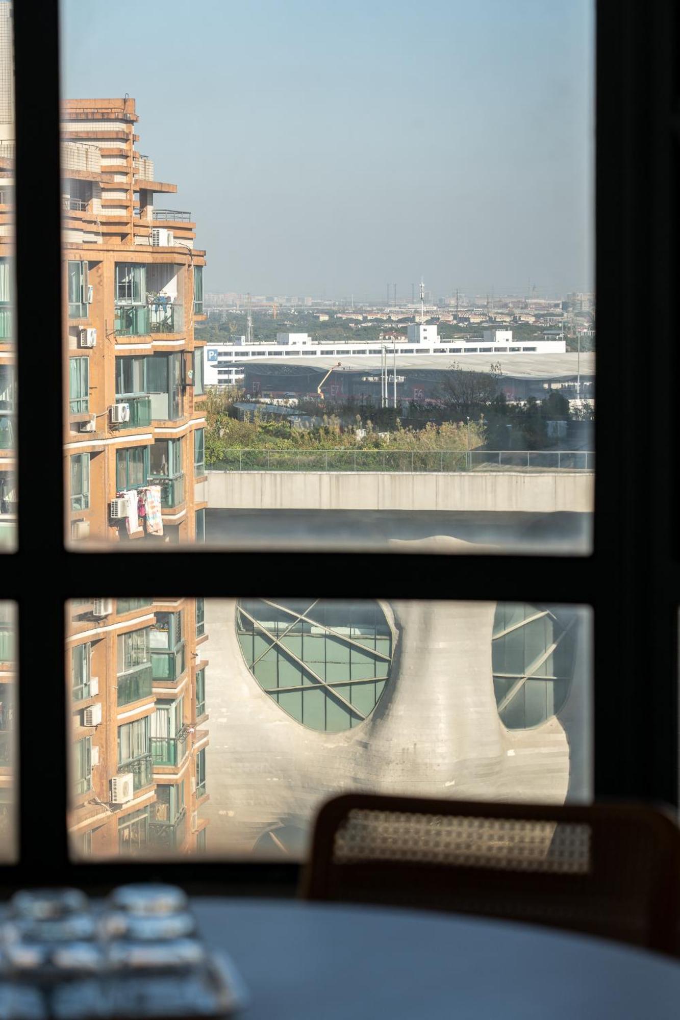Apartment Hills&linghu's Grand 4br Suite-line 7&18,near Sniec, Yinghua Rd 801 Shanghai