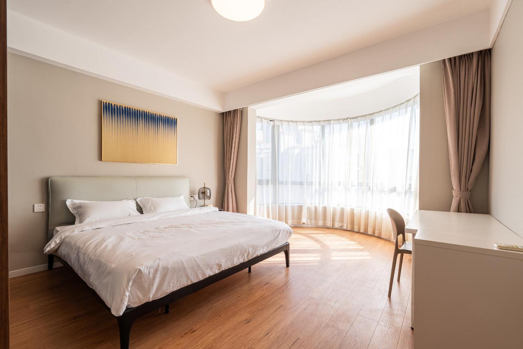Apartment Hills&linghu's Grand 4br Suite-line 7&18,near Sniec, Yinghua Rd 801